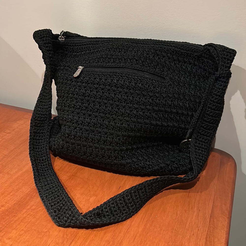 The Sak black shoulder bag. Excellent condition no rips or stains pet free home